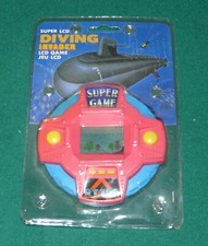 DIVING INVADER HANDHELD