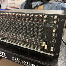 Mixer 16 canali stereo Mackie