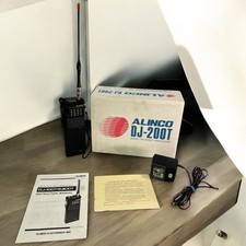 Alinco DJ-200T ricetrasmettitore FM compatto, portatile 220Mhz (VHF). Vintage