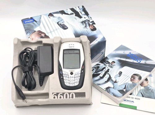 Nokia 6600 cellulare vintage