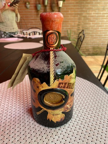 Vino rosso ciro 1964 - rosso,