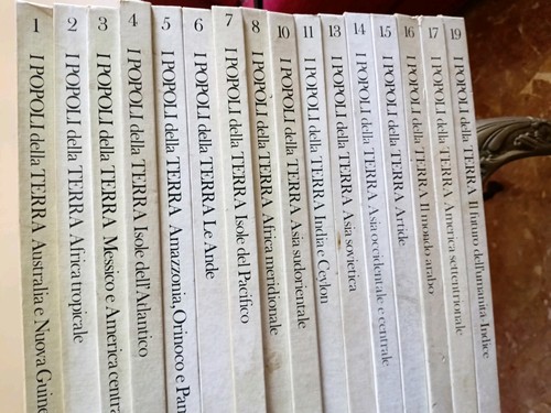 Libri natura v - -, a.a.v.v.