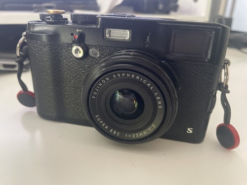 Fufijilm x100s - fufijilm,