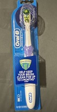 Oral B Cross Action Spazzolino