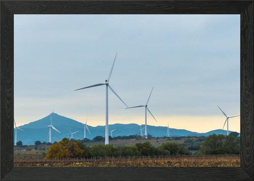 Turbine eoliche montagna