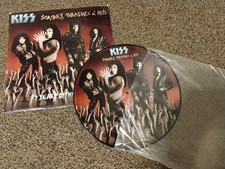 KISS Smashes Thrashes And Hits