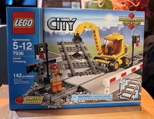 LEGO City 7936 Level Crossing