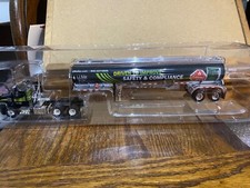 1/64 DCP MACK ANTHEM DAY CAB &