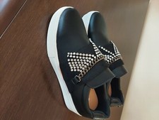 Scarpe nere con strass. Nuove mai indossate.