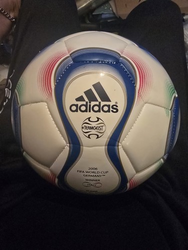 Pallone adidas mondiali calcio - pallone,