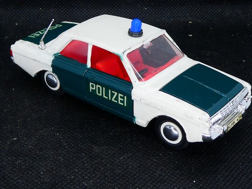 Dinky toys 261 ford taunus - toys,