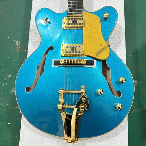 Chitarra elettrica semivuota