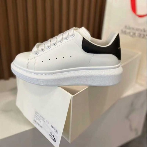 Black white alexander mcqueen - black,