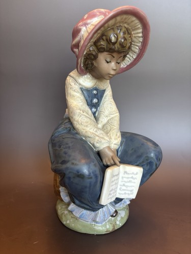Lladro 2155 cansadita dozing - lladro,