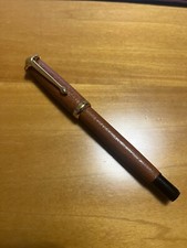 GUCCI penna stilografica rivestita in pelle marrone a cartuccia da collezione