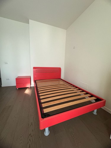 Letto una piazza - e, mezza