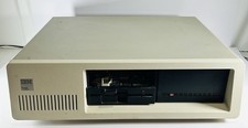 PERSONAL COMPUTER VINTAGE IBM