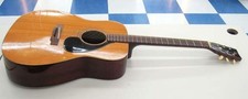 Chitarra acustica YAMAHA