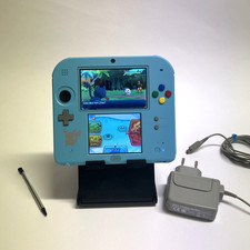 Console Nintendo 2DS Ed. Limitata Pokemon Luna con Gioco Pokemon Luna e 16 Gb