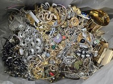 Gioielli per costumi e orologi