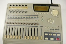 Akai DPS12 Digital Personal Studio errore display hobbisti senza H-Disc Hi-4716