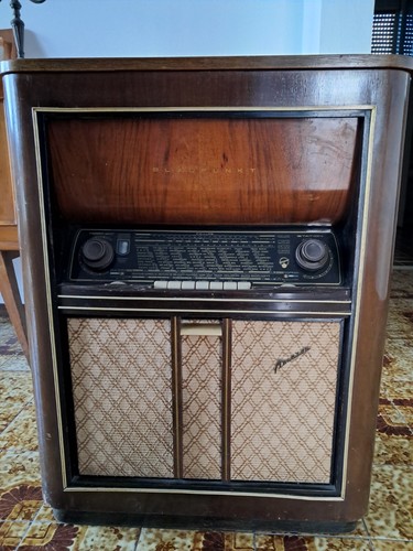 Radio valvole con - radio, giradischi