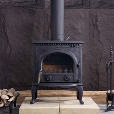 Stufa a legna in ghisa