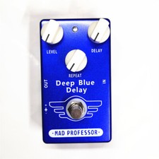 Pedale per chitarra fatto a mano effetto MAD Professor Deep Blue Delay True Bypass