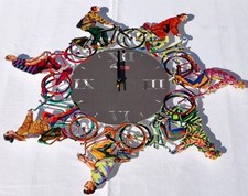 David Gerstein - Riding Time Clock - scultura da parete e orologio