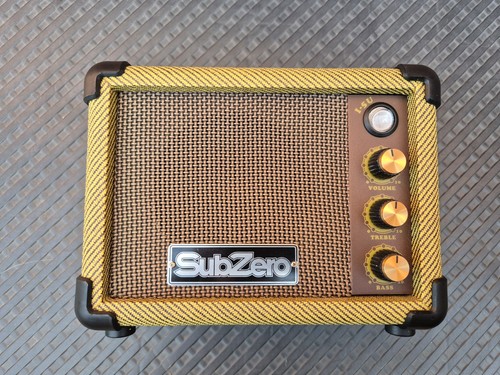 Subzero micro ukulele - micro, tweed