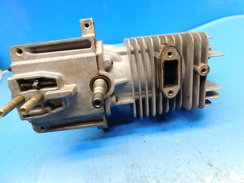 Piston cylinder crank - piston,