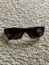 OCCHIALI DA SOLE NUOVI