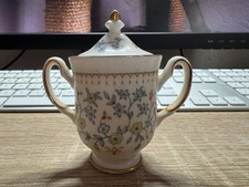 Scatola Di Porcellana Con