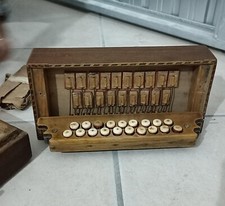Pezzi di fisarmonica vintage da collezione e da museo - prodotti artigianalmente