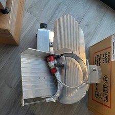 Affettatrice a gravità