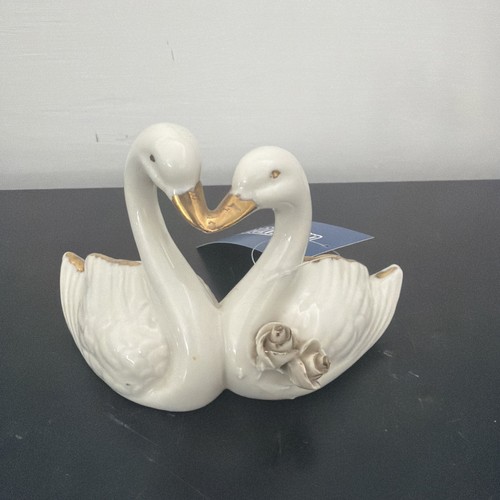 Scultura ceramica di - di,