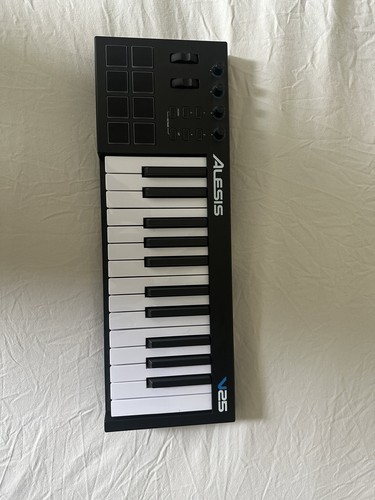 Alesis v25 midi keyboard - v25,