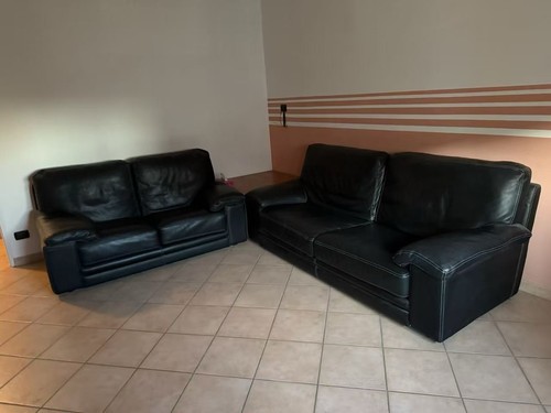 Set divani posti in pelle - 2,