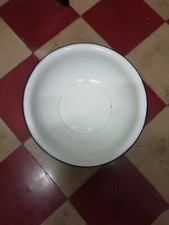 Catino in metallo smaltato