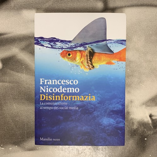 Disinformazia la - -,
