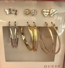 Bellissimo orecchino traforato