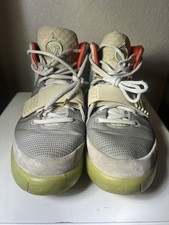 Taglia 10 - Nike Air Yeezy 2