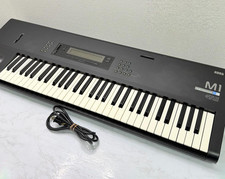 KORG M1 Music Workstation