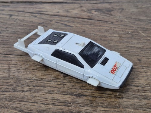 Voiture miniature lotus - lotus, esprit