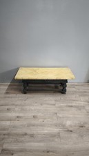 83310 Tavolo da salotto con base in legno e piano in finto marmo