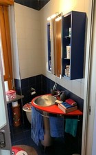 Specchiera per bagno, BLU, Specchio scorrevole, Luce, presa corrente interna. 