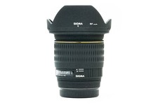 Sigma 20 mm F1.8 EX DG Aspherical 74° ultra grandangolare - molto nitido per Minolta