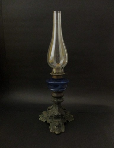 Antico lume a petrolio - antico,