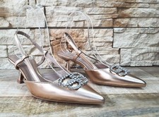 DECOLLETE CON TACCO MEDIO