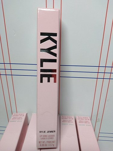 Kylie jenner lip - lip, lacquer